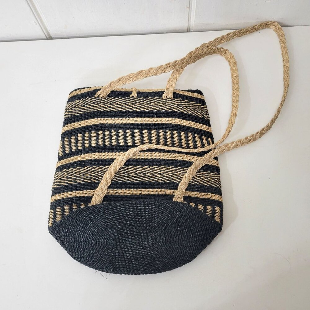 Woven Abacá Black & Beige Backpack Bag With Braided Strap - Picture 2 of 6